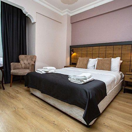 Comfort Hotel Taksim Estambul Exterior foto