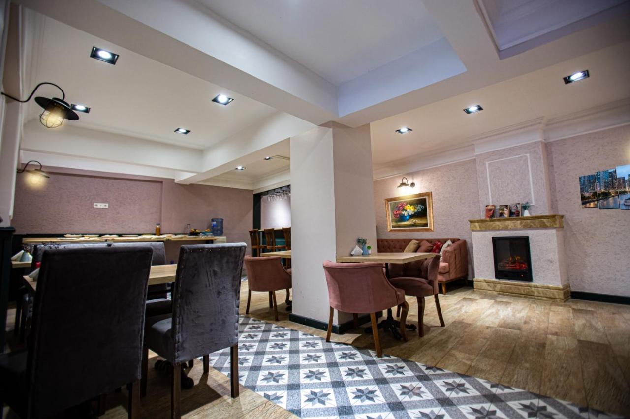 Comfort Hotel Taksim Estambul Exterior foto